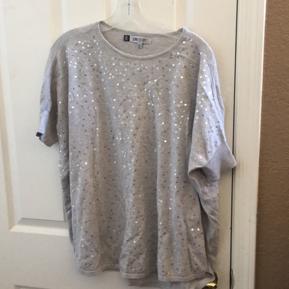 FINAL MARKDOWN Ladies Jennifer Lopez knit top medium - Picture 1 of 4